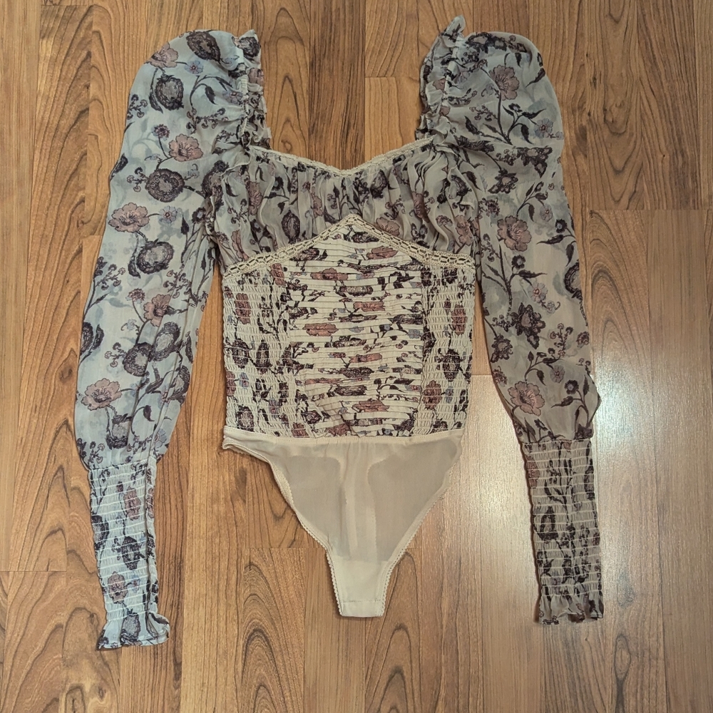 NWOT Free People Brunch Date Bodysuit in Cream, Size XS - Picture 6 of 13